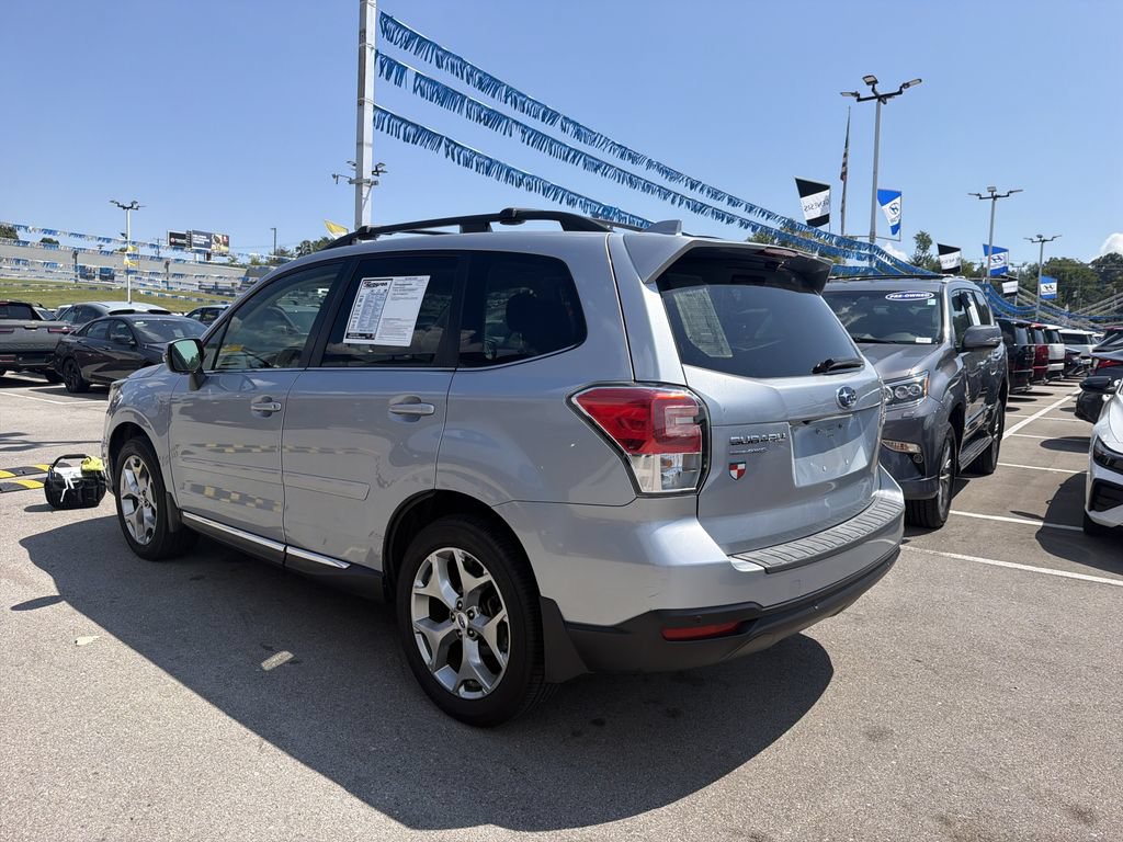 Used 2017 Subaru Forester 2.5i Touring AWD/4WD image 6