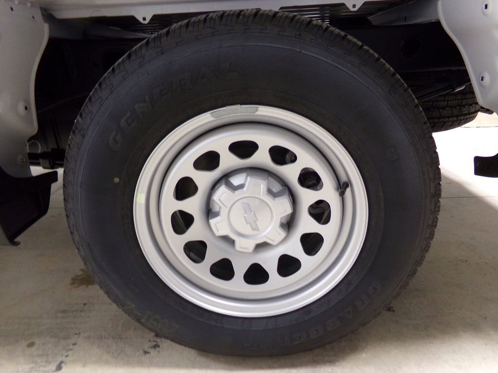 New 2026 Chevrolet Silverado 1500 W/T w/ WT Value Package image 30