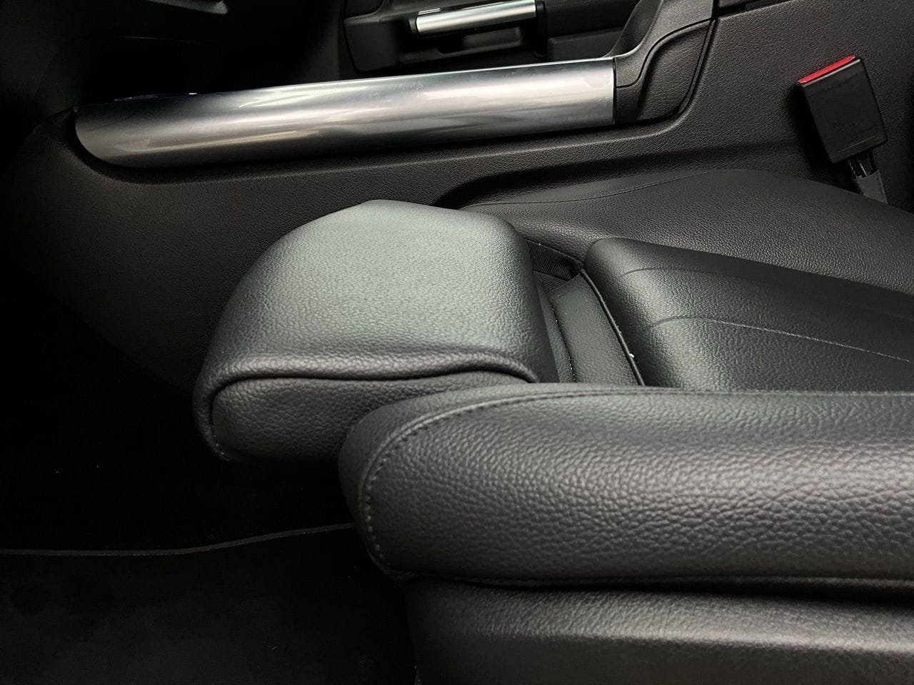 Used 2025 Mercedes-Benz GLA 250 image 11