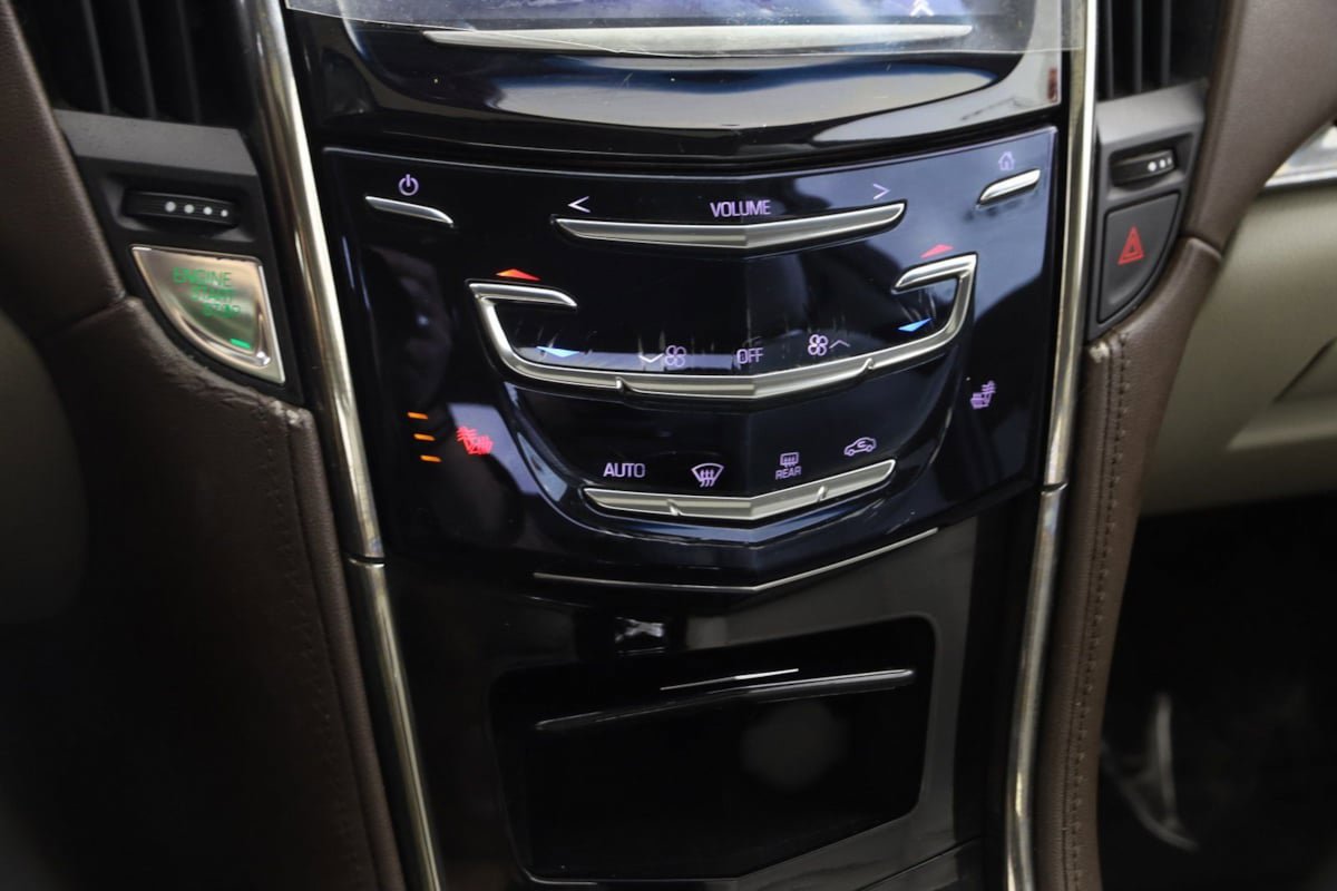 Used 2014 Cadillac ATS Luxury w/ Cold Weather Package image 31