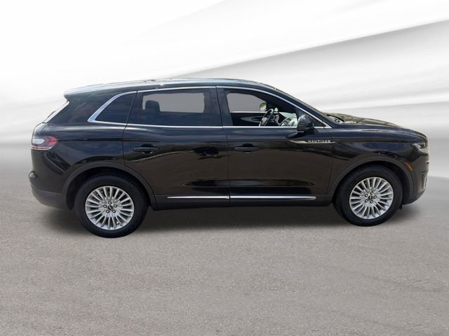 Used 2019 Lincoln Nautilus Premier AWD/4WD image 10