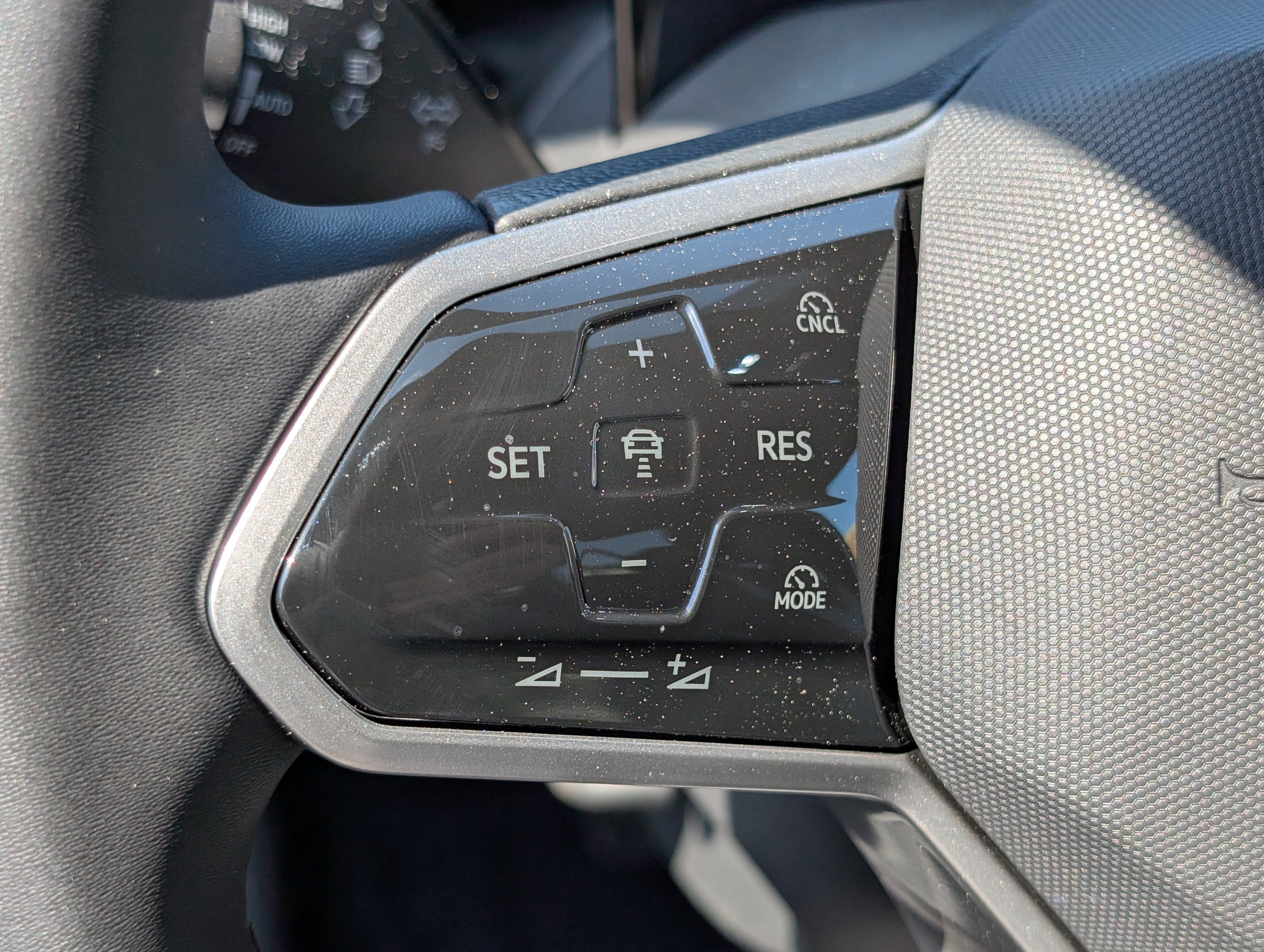 New 2026 Volkswagen ID.4 Pro RWD image 16