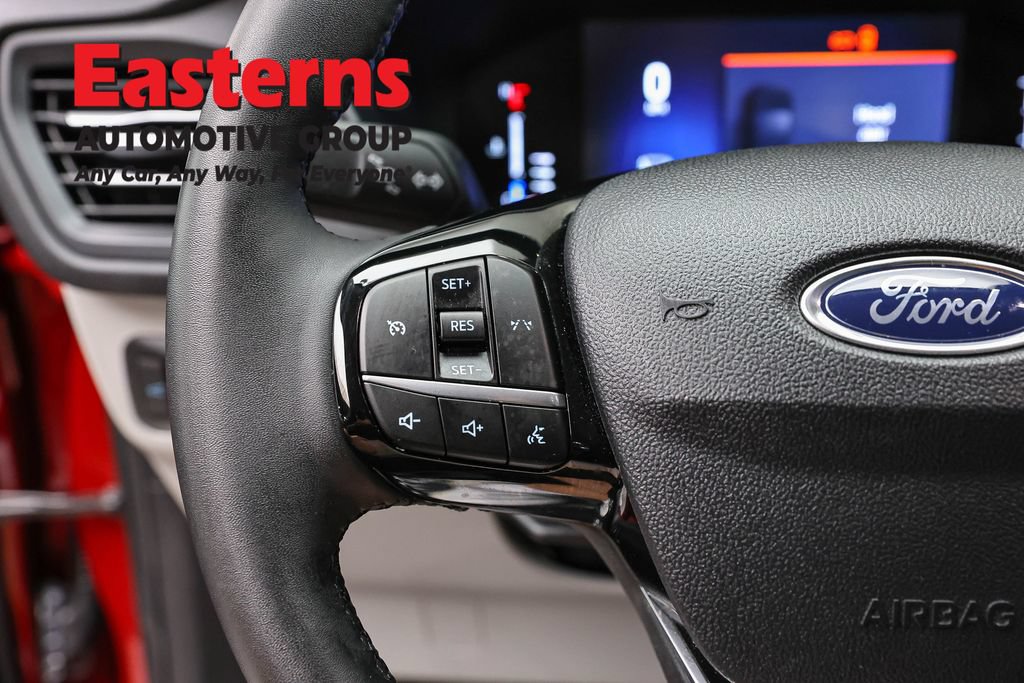 Used 2023 Ford Escape Active AWD/4WD image 15