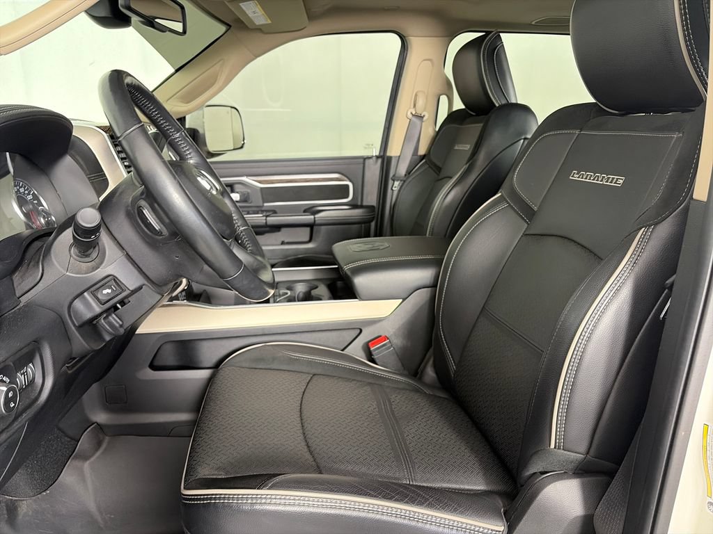Used 2020 RAM 3500 Laramie AWD/4WD image 11