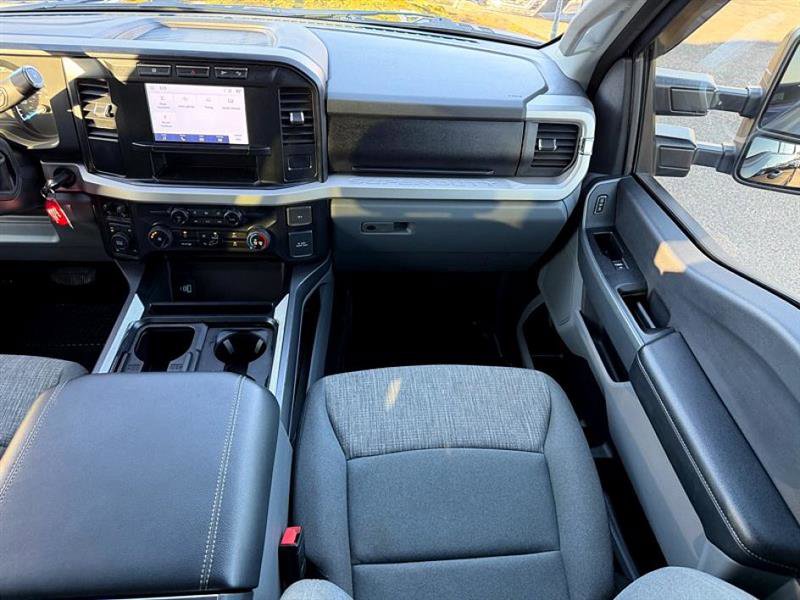 Used 2024 Ford F250 XLT w/ FX4 Off-Road Package image 20
