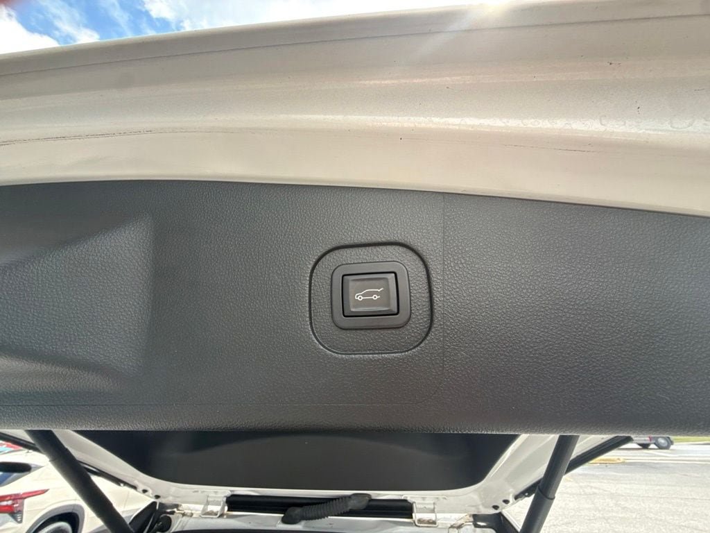 Used 2016 GMC Terrain Denali FWD image 8