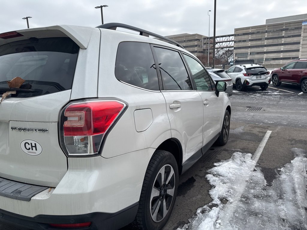 Used 2018 Subaru Forester 2.5i Limited image 11