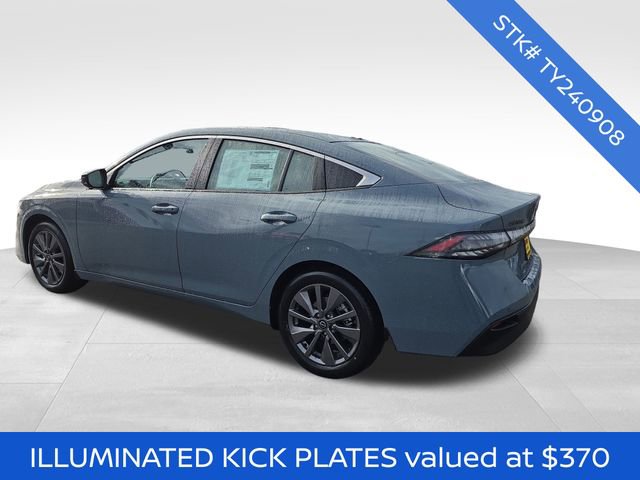 New 2026 Nissan Sentra SL w/ Floor Mat Package FWD image 5