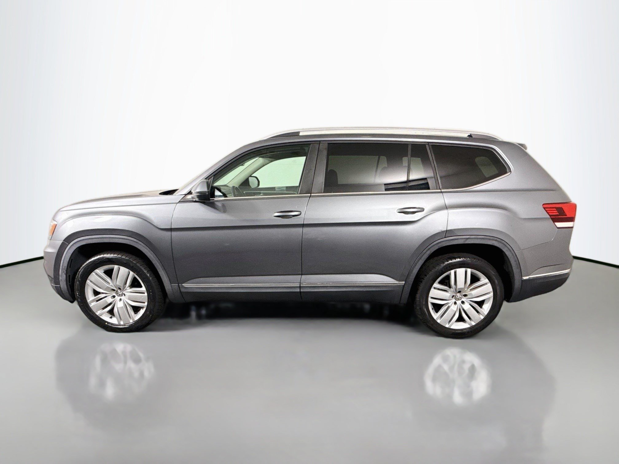 Used 2019 Volkswagen Atlas SEL AWD/4WD image 6