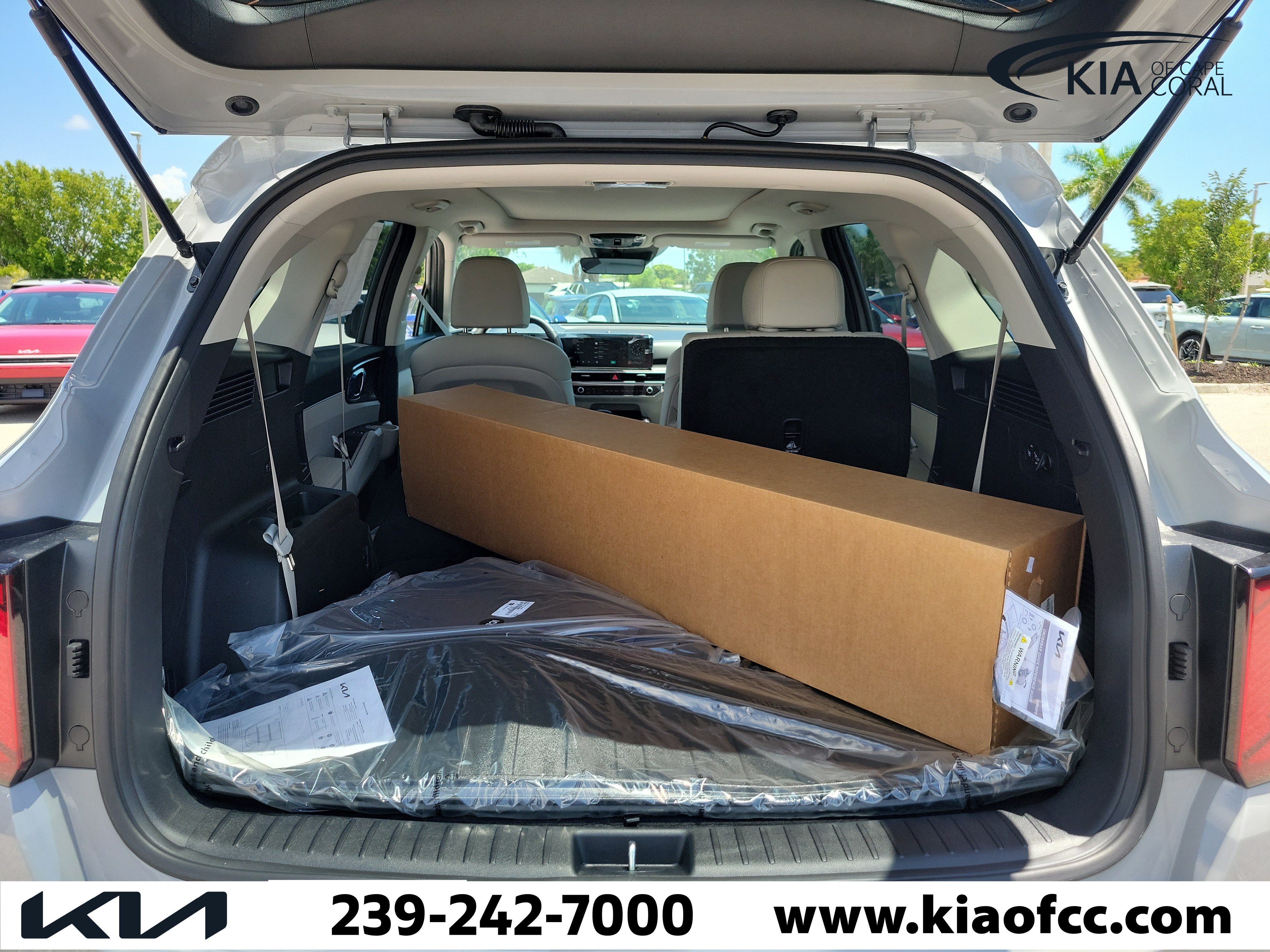 New 2026 Kia Sorento S w/ S Panoramic Sunroof Package FWD image 10