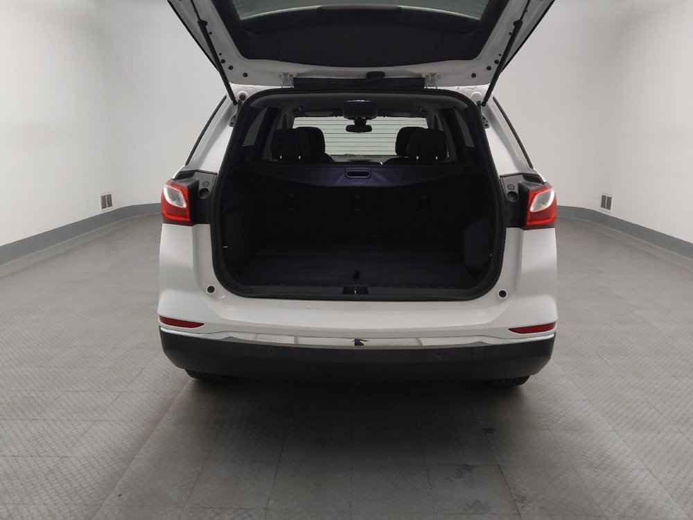 Used 2019 Chevrolet Equinox LT w/ LPO, Cargo Package FWD image 29