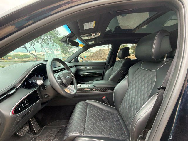 Used 2023 Genesis GV70 3.5T Sport w/ Sport Prestige Package AWD/4WD image 12