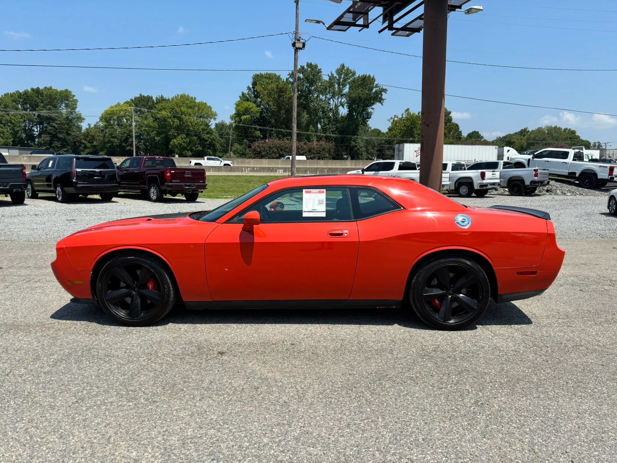 Used 2009 Dodge Challenger SRT8 w/ SRT Option Group II RWD image 2