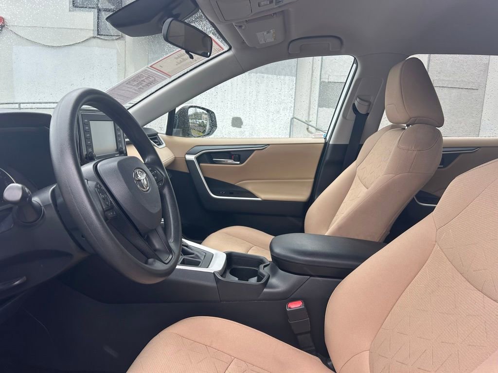 Certified 2021 Toyota RAV4 XLE image 10