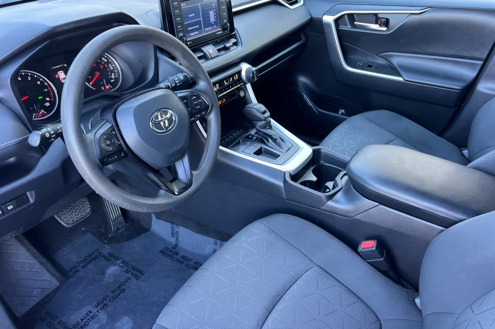 Used 2021 Toyota RAV4 XLE FWD image 11