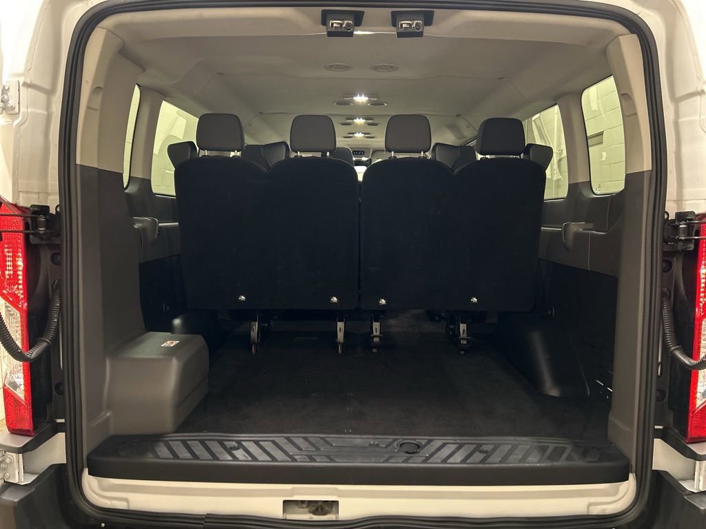 Used 2024 Ford Transit 350 XLT image 18