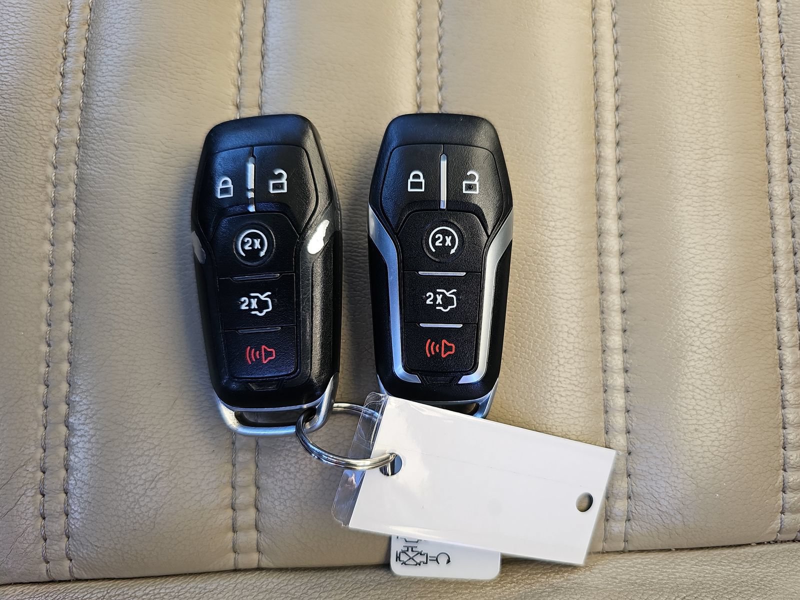 Used 2015 Ford Edge SEL w/ Equipment Group 201A FWD image 16