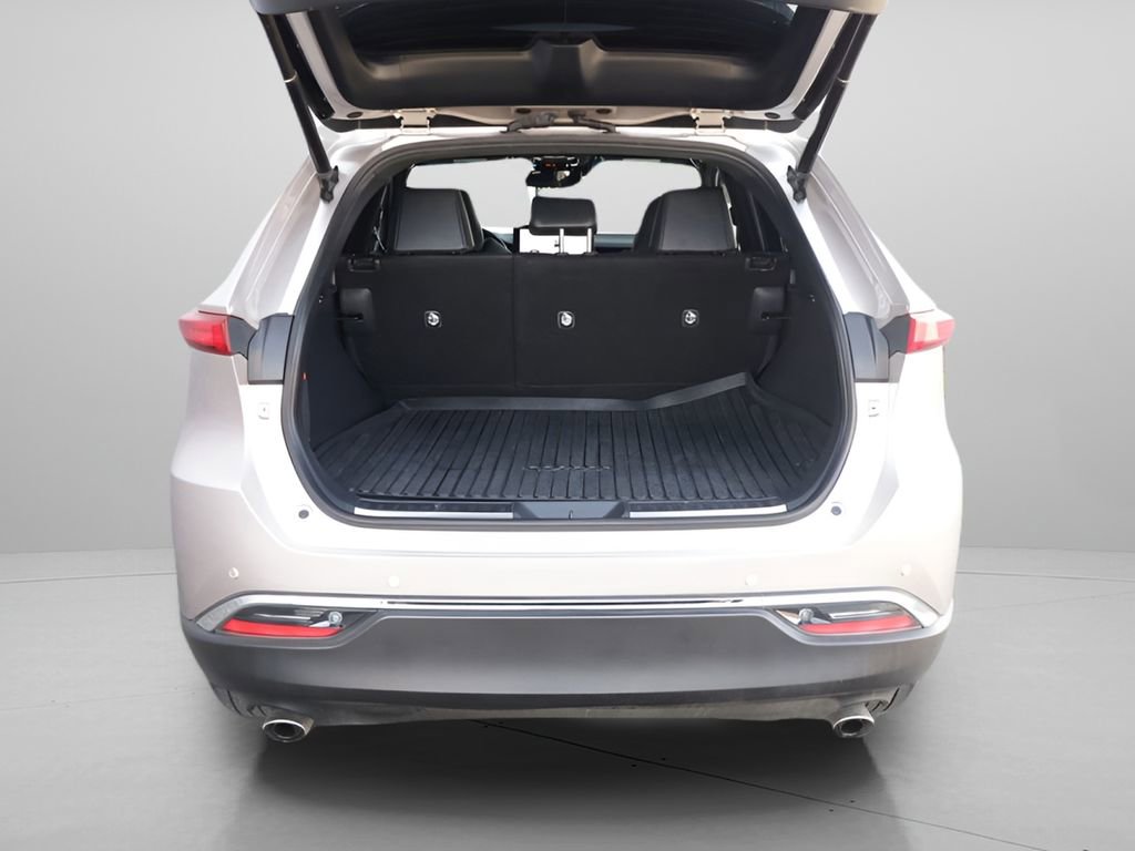 Certified 2023 Toyota Venza Limited image 11