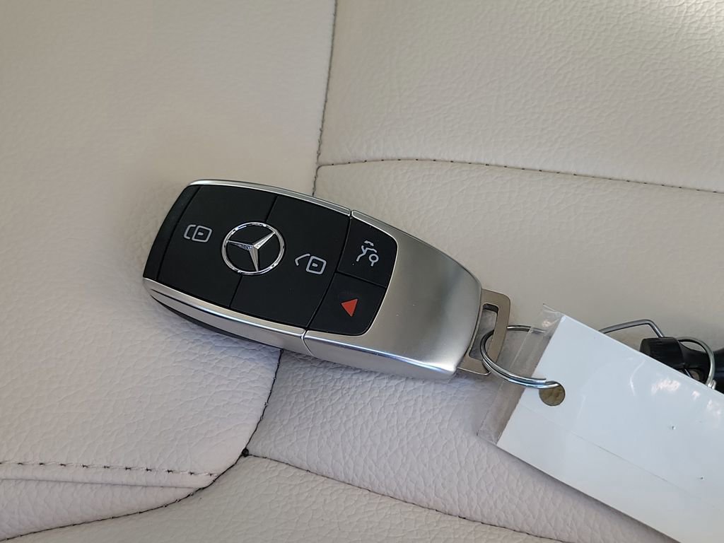 Used 2023 Mercedes-Benz GLA 250 image 30