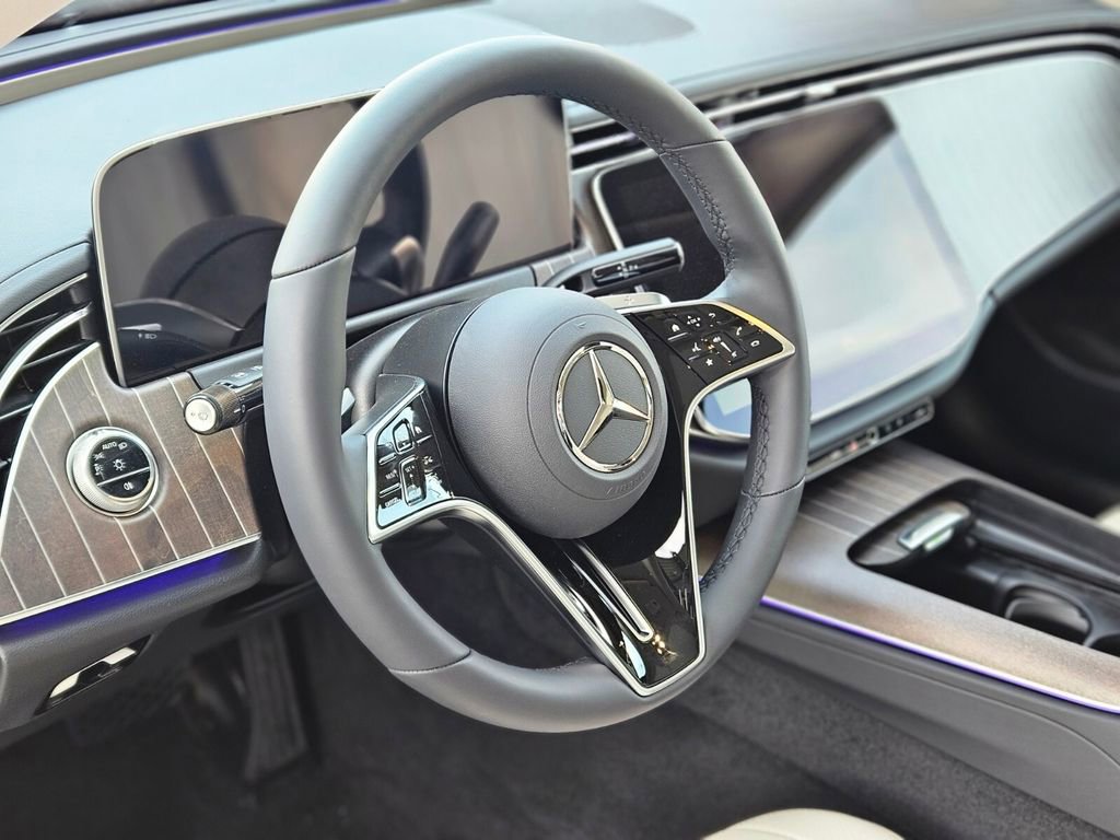 New 2026 Mercedes-Benz E 350 4MATIC Sedan image 20