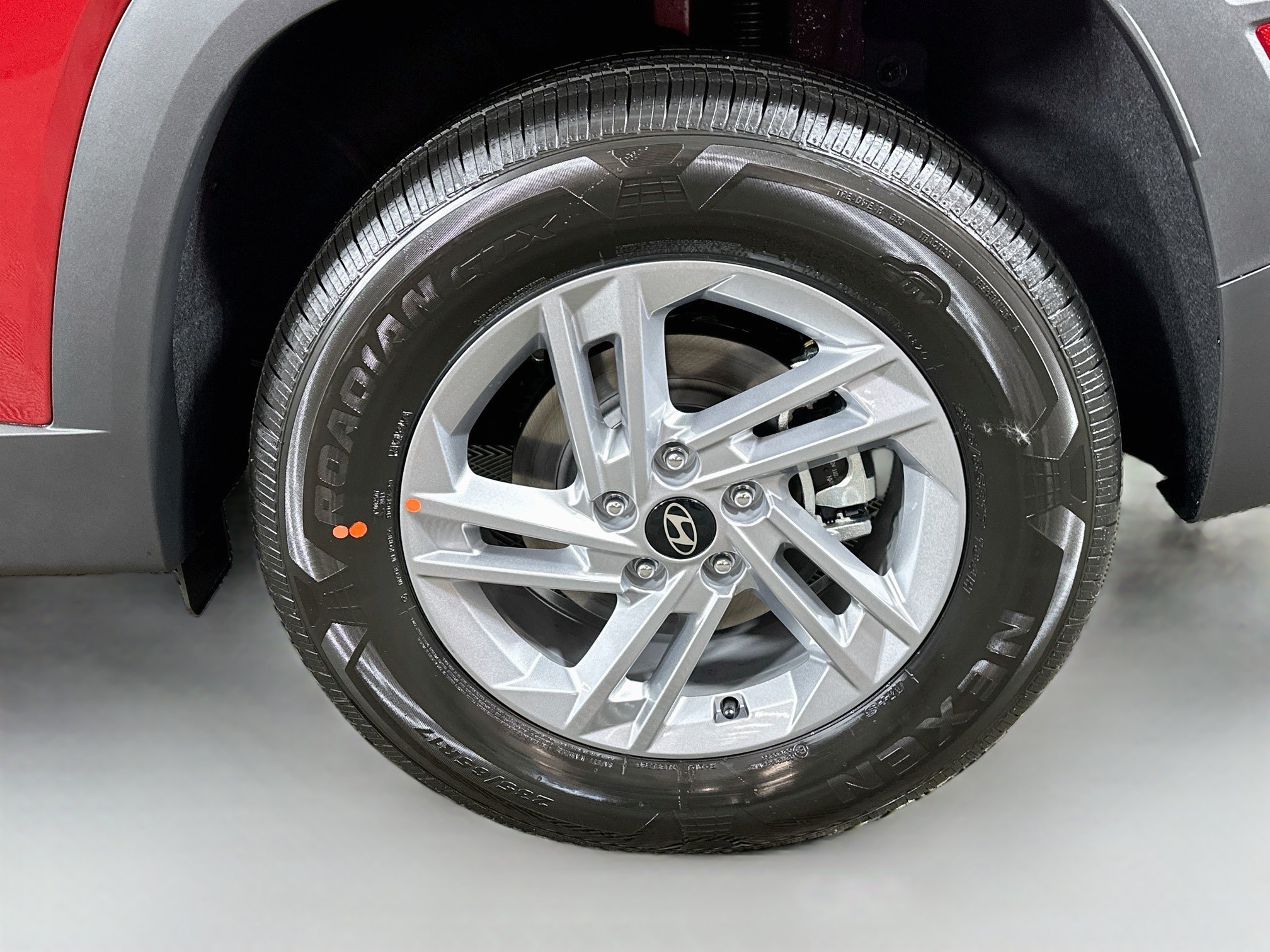 Used 2025 Hyundai Tucson SE AWD/4WD image 28