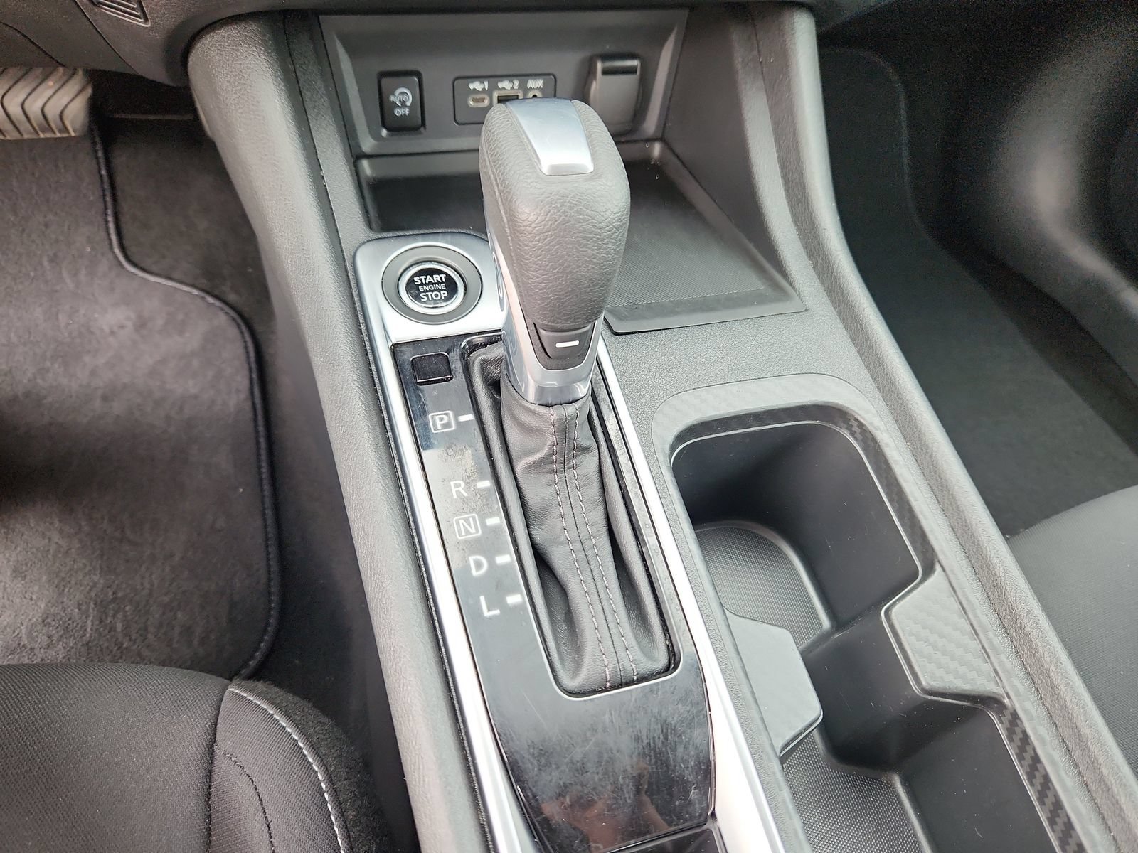 Used 2024 Nissan Sentra SV FWD image 22