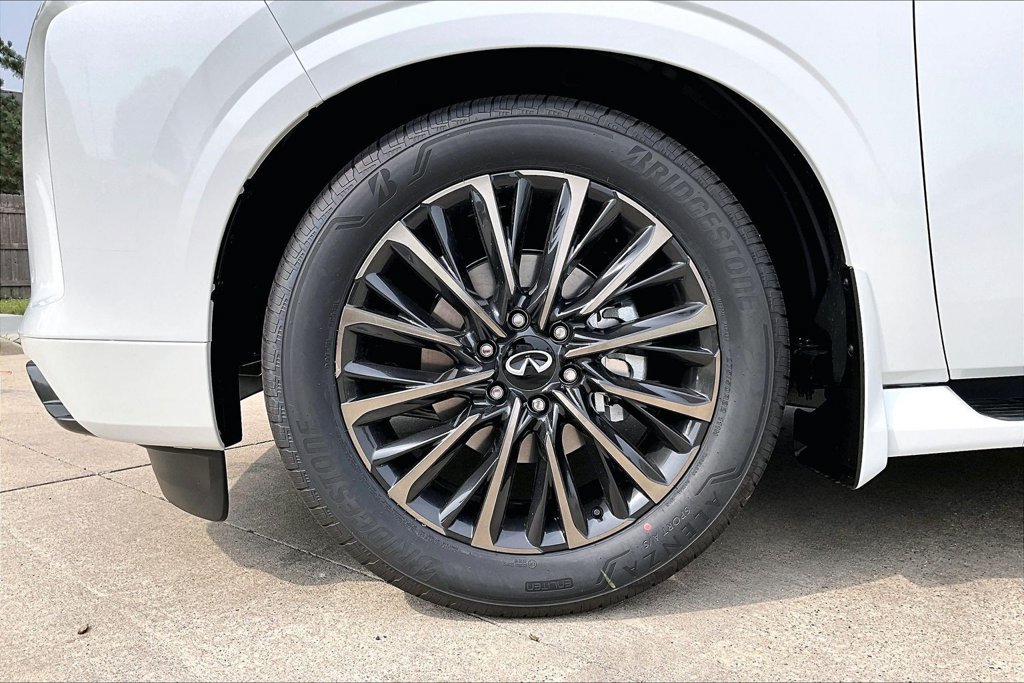 New 2027 INFINITI QX80 Autograph w/ Premium Cargo Package AWD/4WD image 12