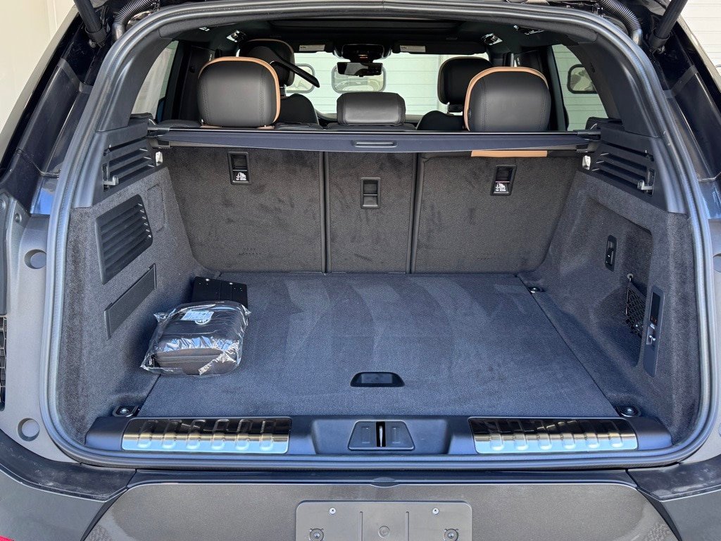 New 2026 Land Rover Range Rover Sport Dynamic SE AWD/4WD image 6