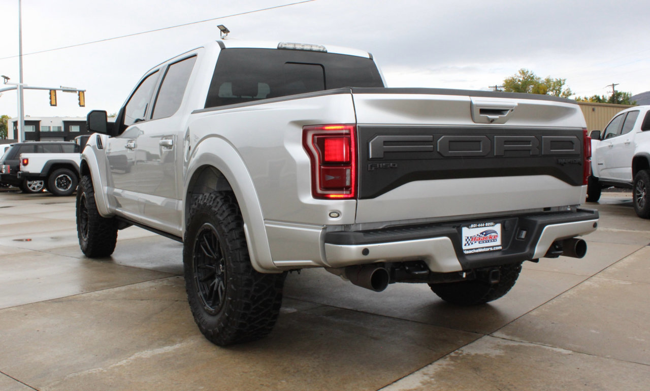 Used 2019 Ford F150 Raptor w/ Equipment Group 802A Luxury image 29