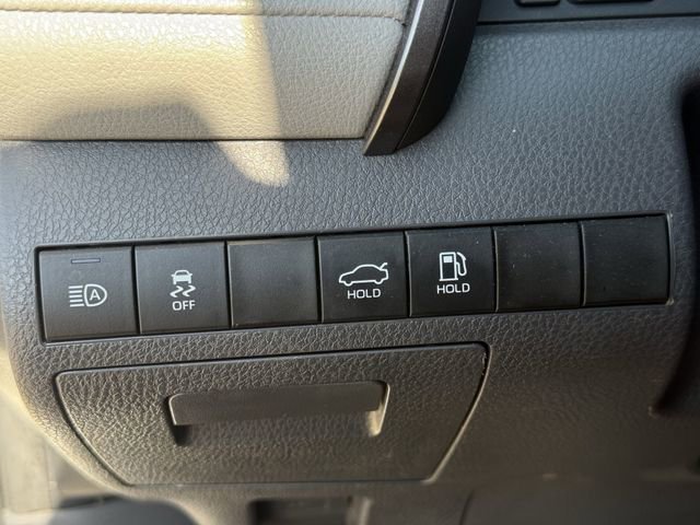 Used 2023 Toyota Camry LE FWD image 22