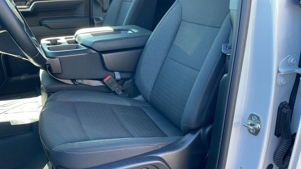 Used 2025 Chevrolet Silverado 1500 LT w/ Safety Package image 13