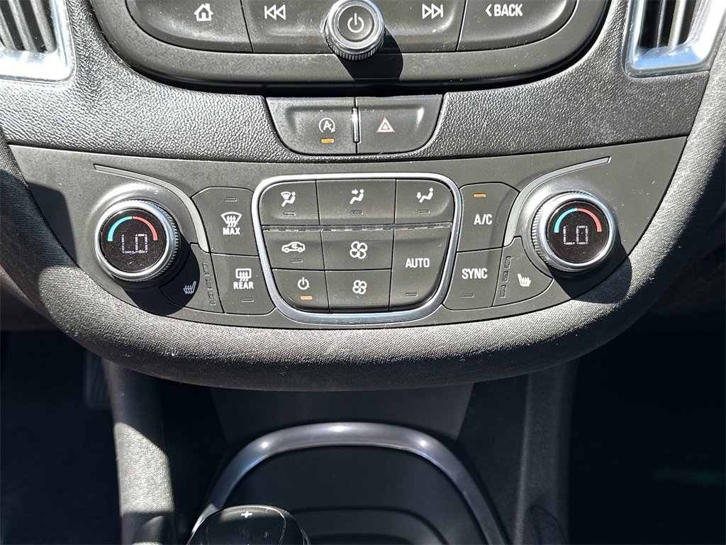 Used 2020 Chevrolet Malibu LT image 20