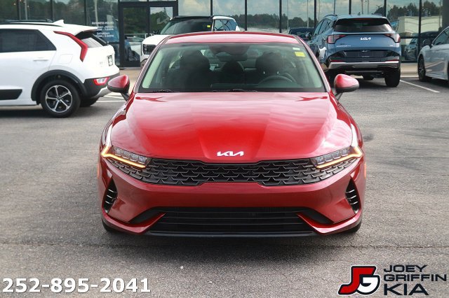 Used 2022 Kia K5 LXS FWD image 2