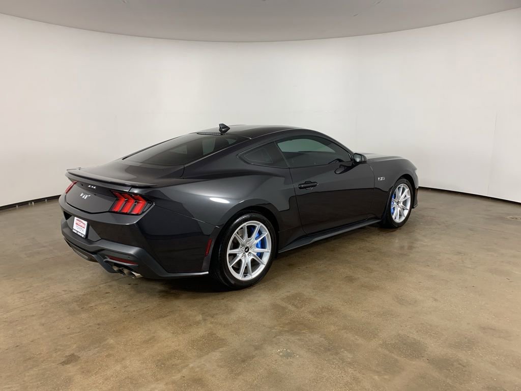 Used 2024 Ford Mustang GT Premium image 8