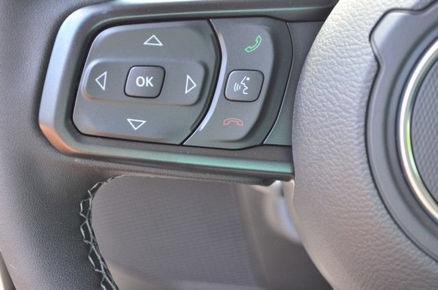 New 2026 Jeep Gladiator Sport AWD/4WD image 17