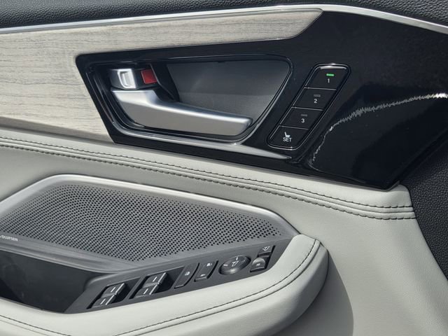 New 2026 Acura MDX SH-AWD w/ Advance Package image 14