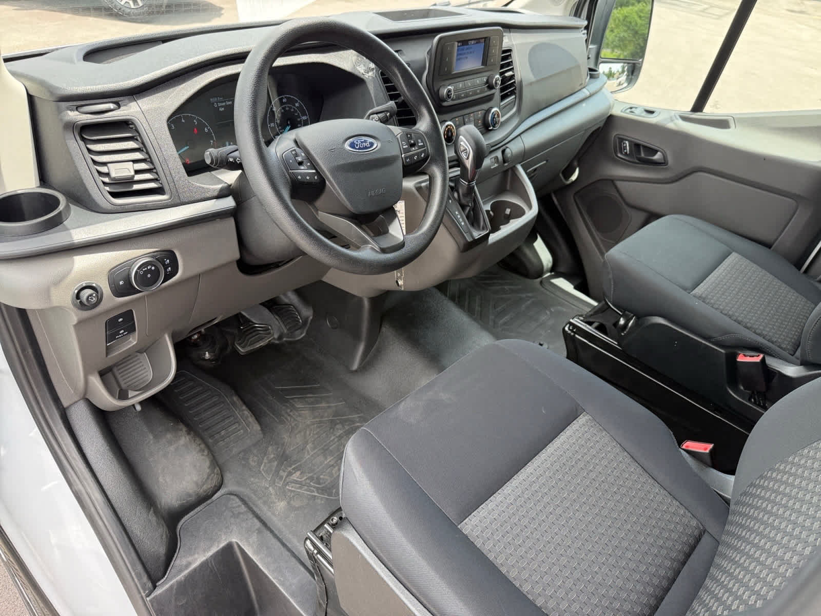 Used 2025 Ford Transit 250 Low Roof w/ Exterior Upgrade Package RWD image 12