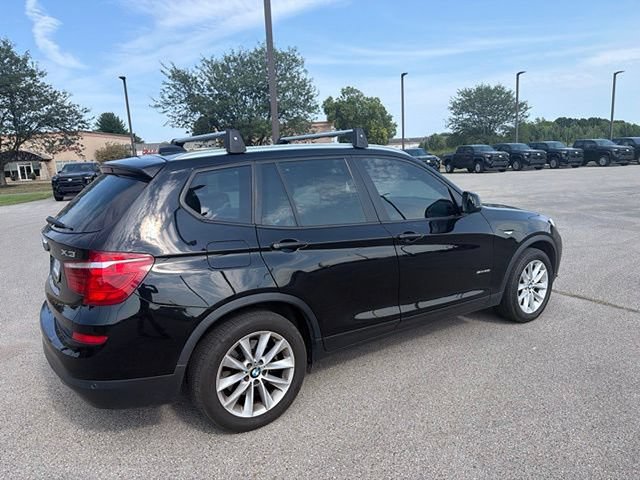 Used 2017 BMW X3 sDrive28i RWD image 9