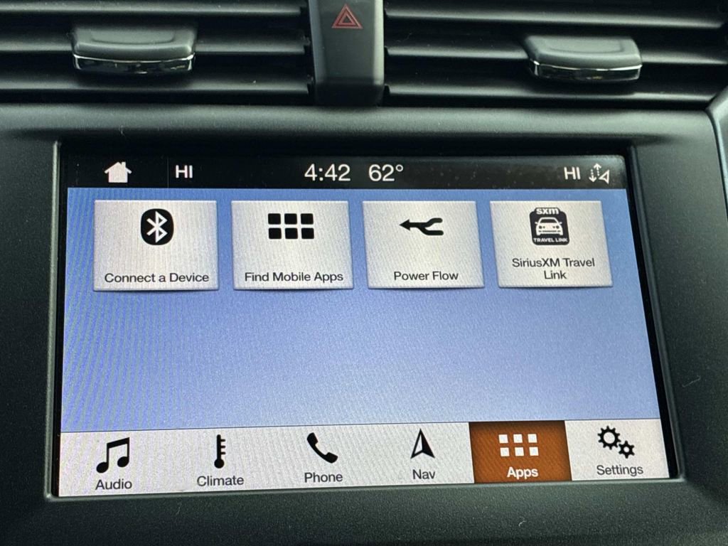 Used 2019 Ford Fusion SE image 32