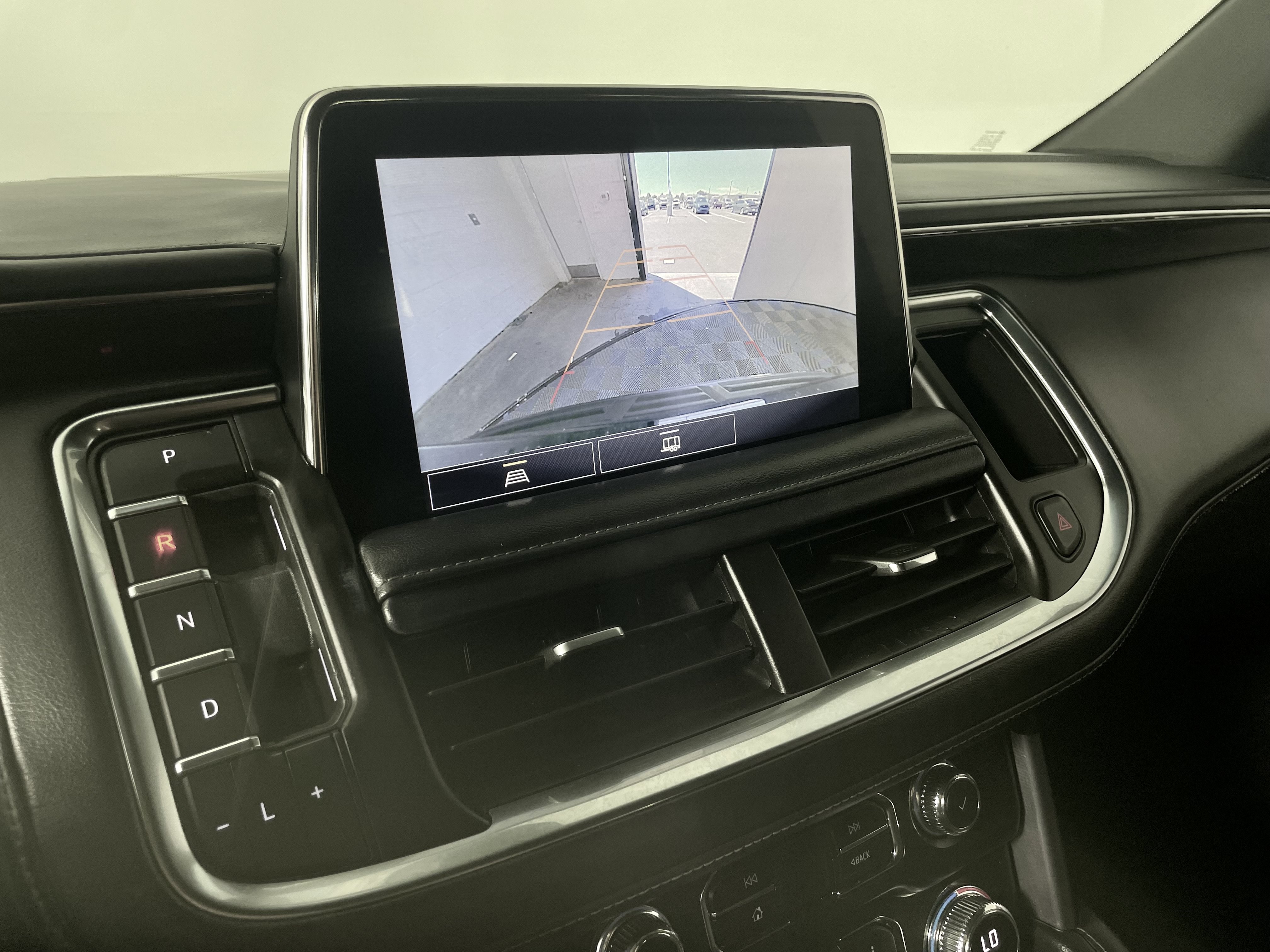 Used 2021 GMC Yukon SLE AWD/4WD image 19