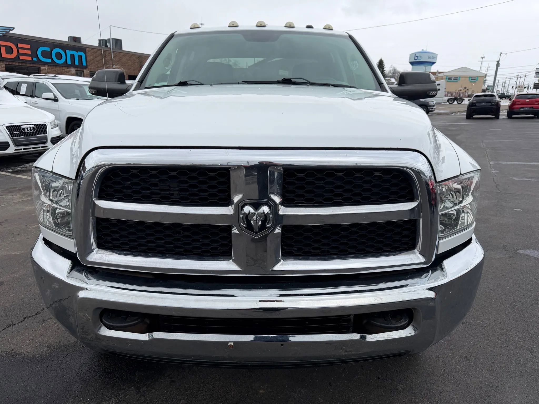 Used 2017 RAM 3500 Tradesman w/ Chrome Appearance Group image 6