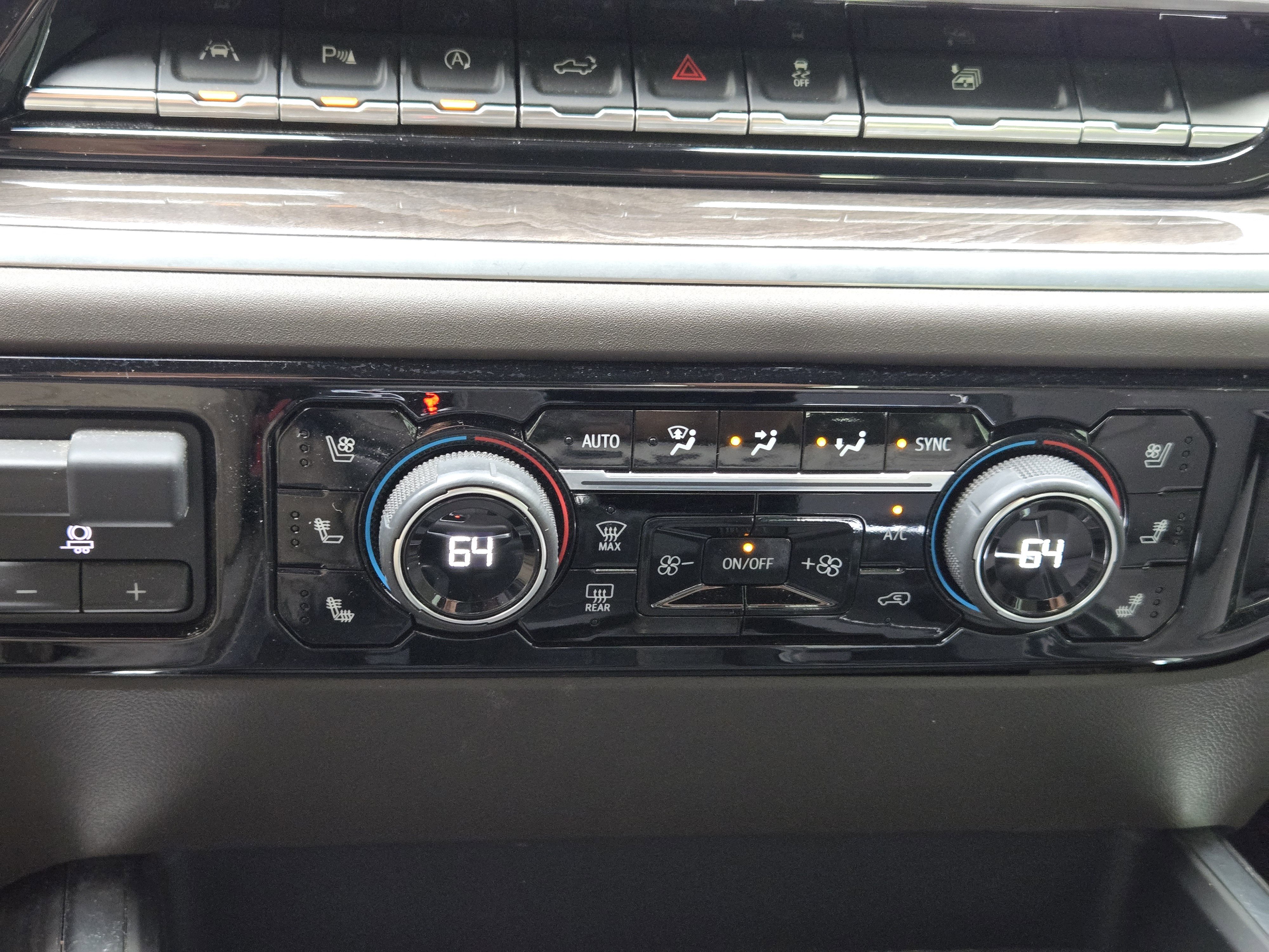 Used 2022 Chevrolet Silverado 1500 LTZ image 22