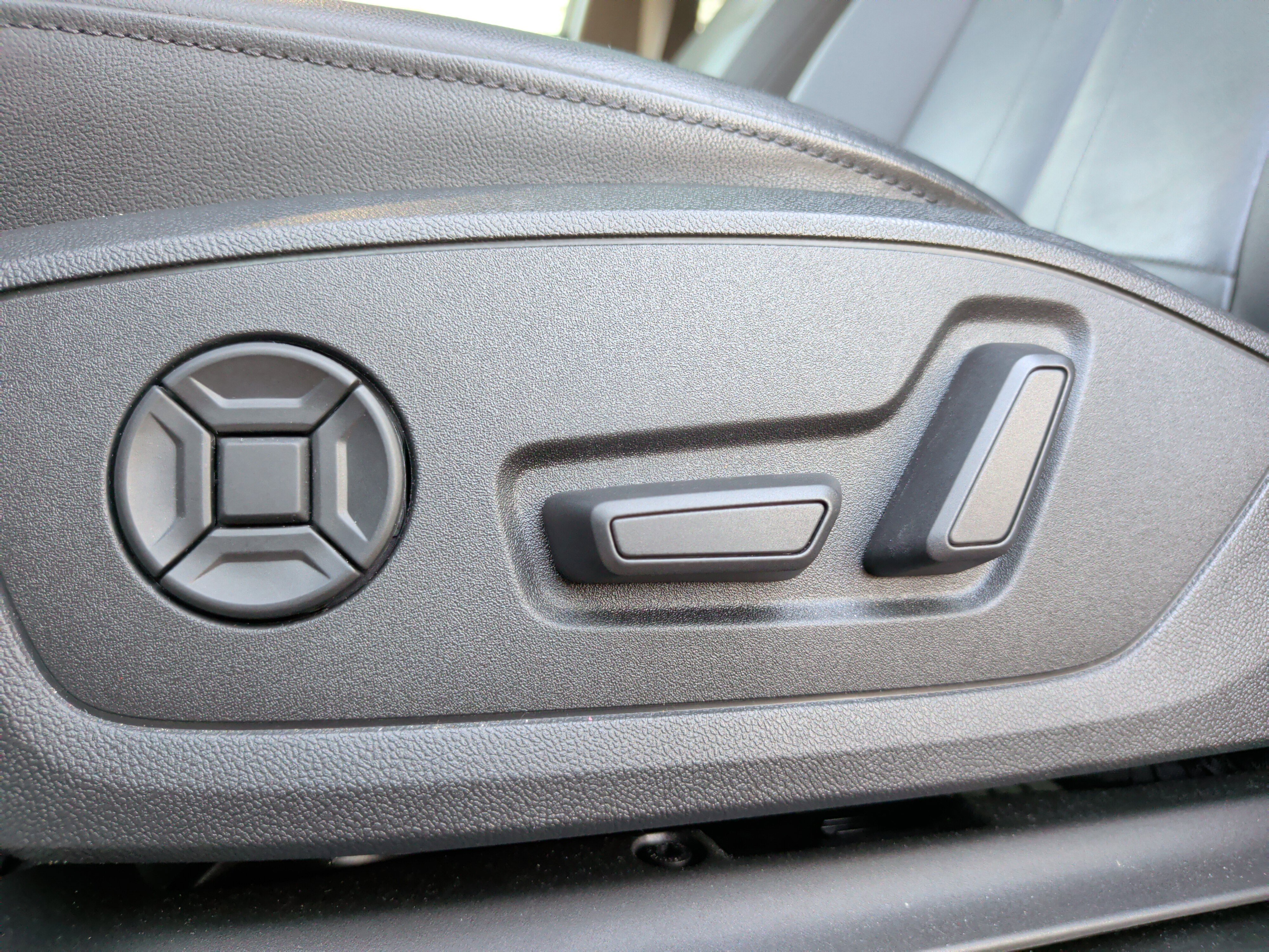 Certified 2022 Audi Q3 2.0T Premium w/ Convenience Package image 27