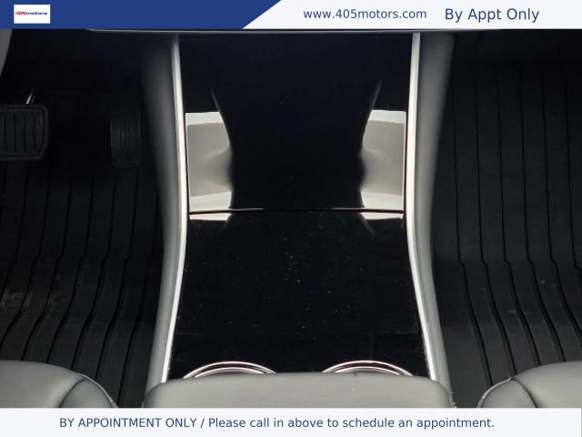 Used 2020 Tesla Model 3 Standard Range Plus image 18
