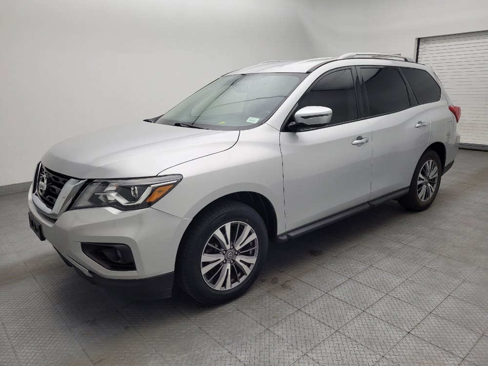 Used 2019 Nissan Pathfinder SV FWD image 2