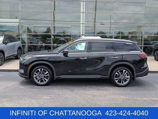 Certified 2024 INFINITI QX60 Luxe w/ Vision Package FWD image 2