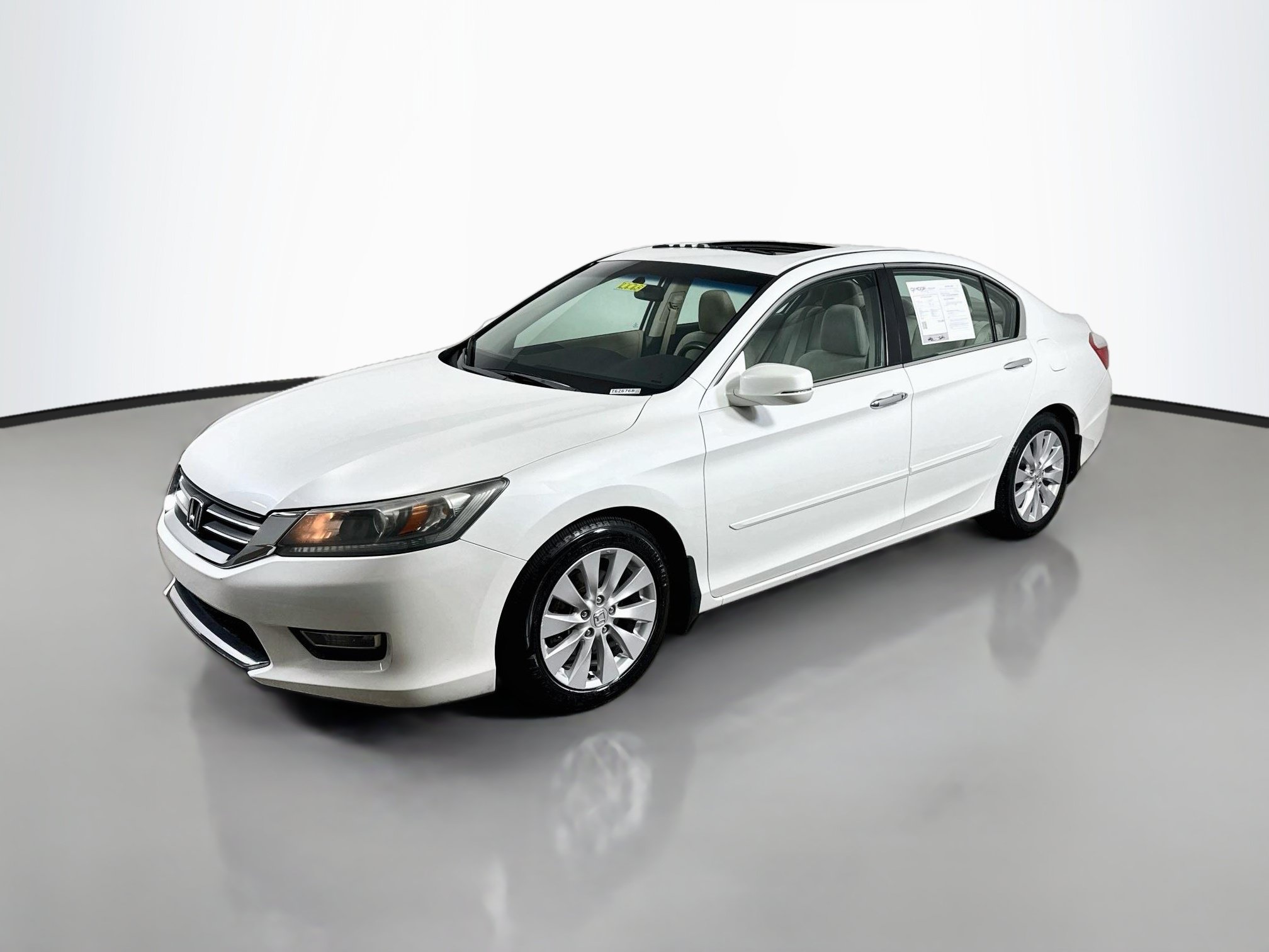 Used 2013 Honda Accord EX image 3