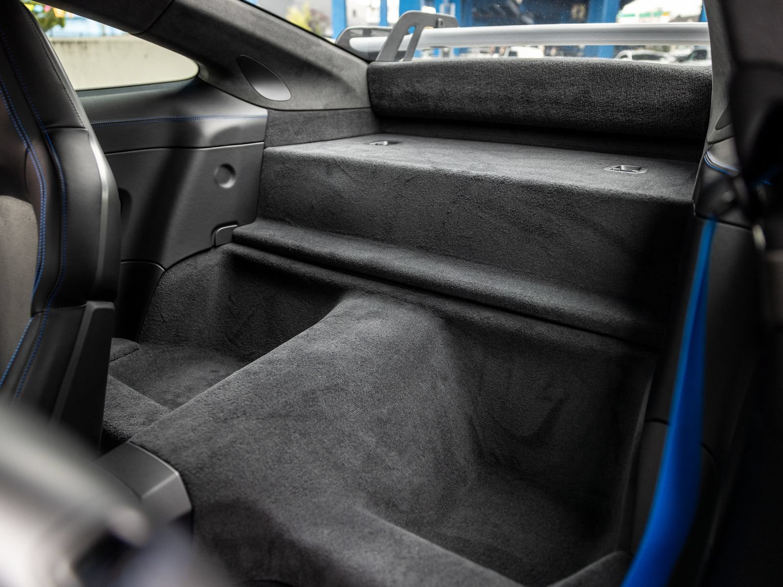 Certified 2025 Porsche 911 GT3 RWD image 53