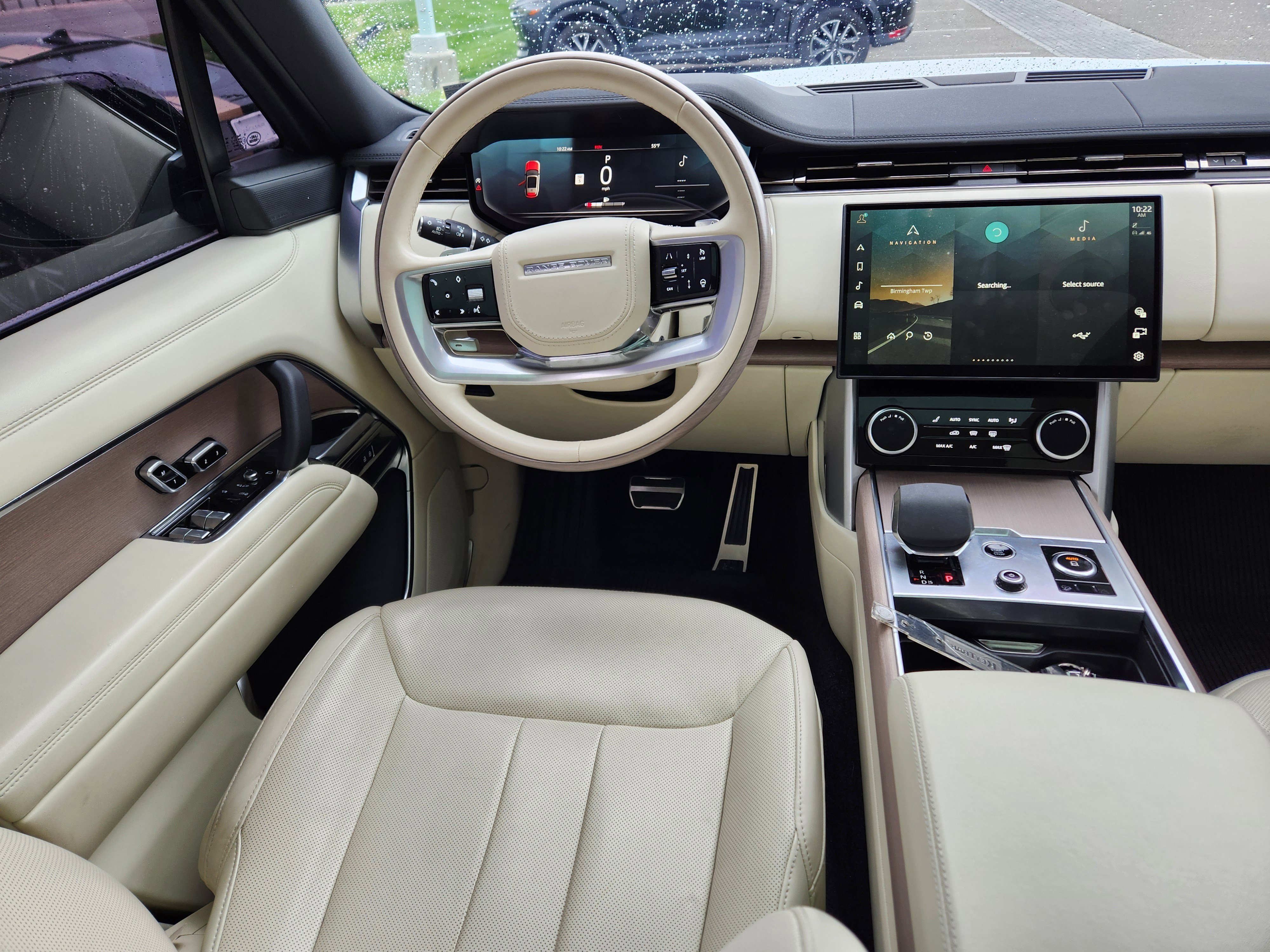 Certified 2023 Land Rover Range Rover Long Wheelbase SE AWD/4WD image 13