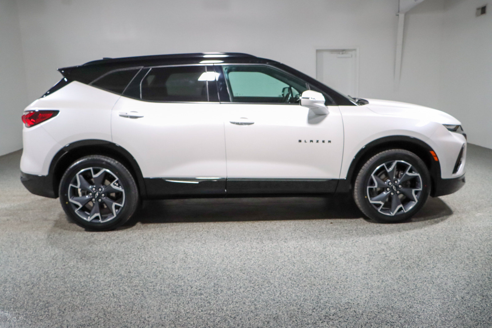 Used 2022 Chevrolet Blazer RS FWD image 6